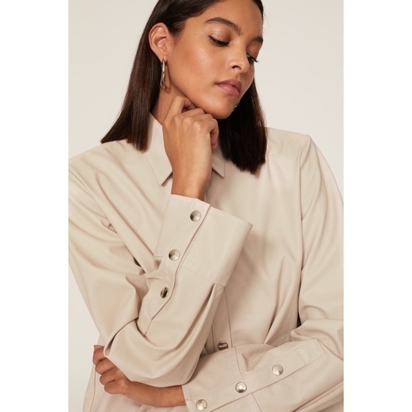 SARA BATTAGLIA Beige Faux Leather Oversized Boxy Snap Button Up Shirt Jacket L - Picture 8 of 13